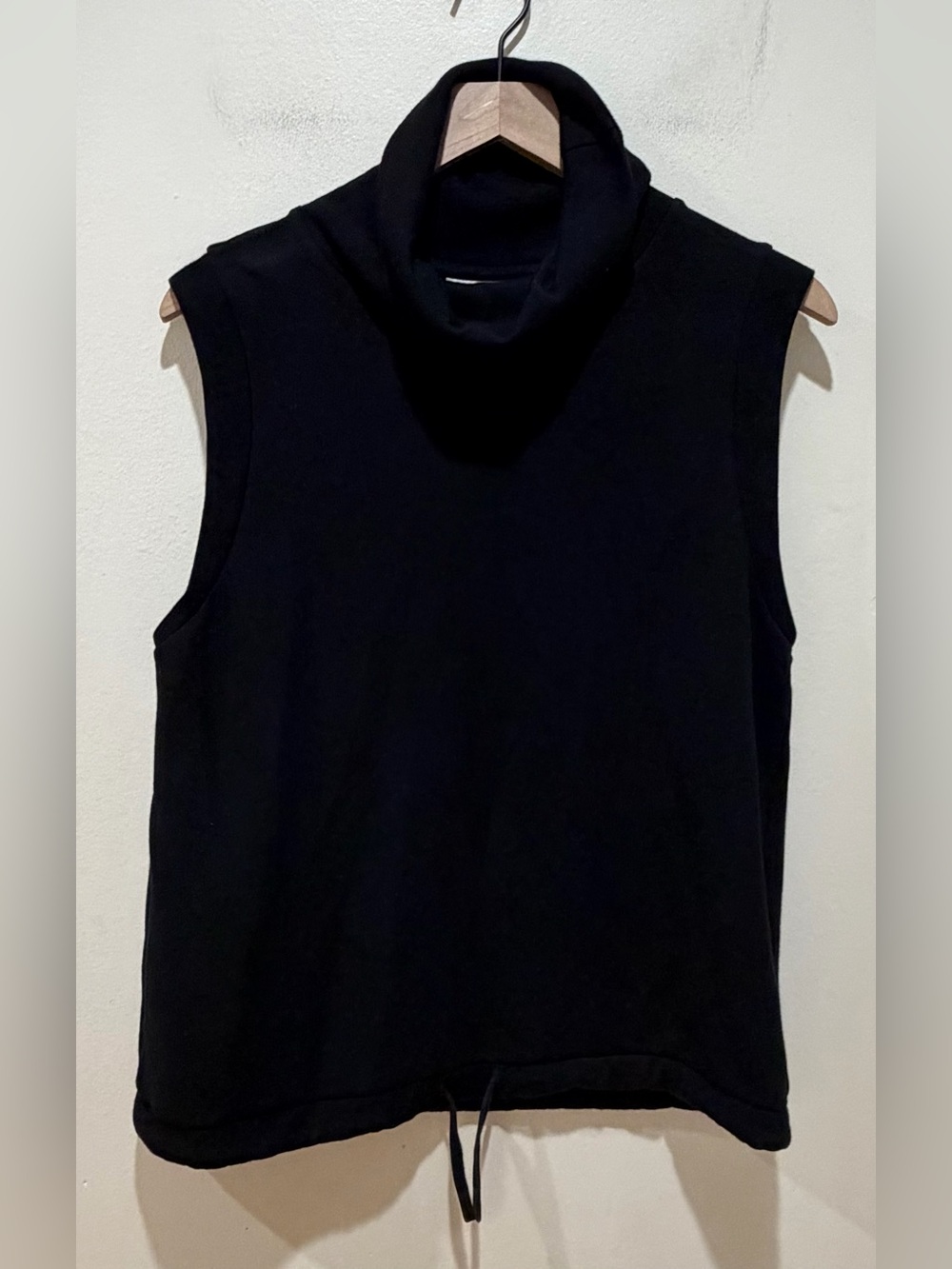 Varley Leigh High Neck Tank Top Black Turtleneck Sleeveless Shirt - Size Medium
